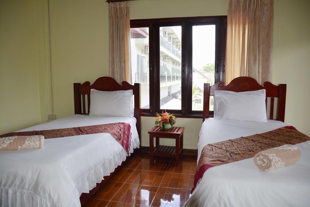 Hotel Vilayvong Vang Vieng Exterior foto