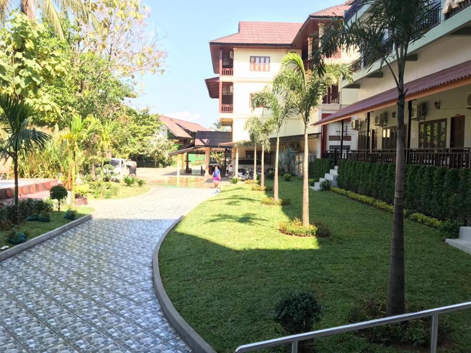 Hotel Vilayvong Vang Vieng Exterior foto